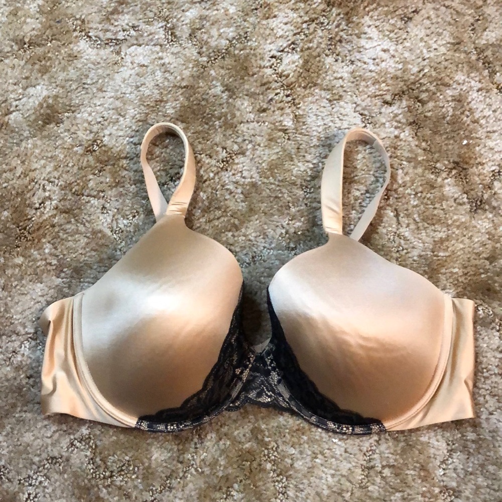 Soma Enhancing Shape Full Coverage Tan Bra with Black Lace Size 42D